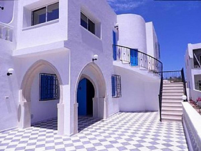2 bedrooms appartement with enclosed garden and wifi at Djerba Midoun 1 km away from the beach, Aghīr
